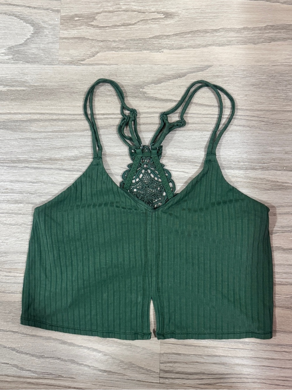 Aerie green crop top with lace detail Woman’s Size XS